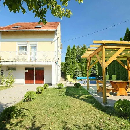 Holiday Balaton H2098